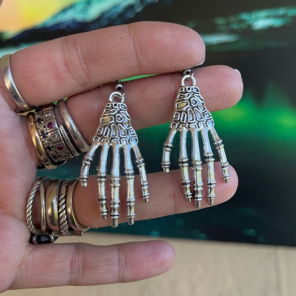 skull hands set earrings necklace goth halloween silver plated & stainless steel - Picture 9 of 12